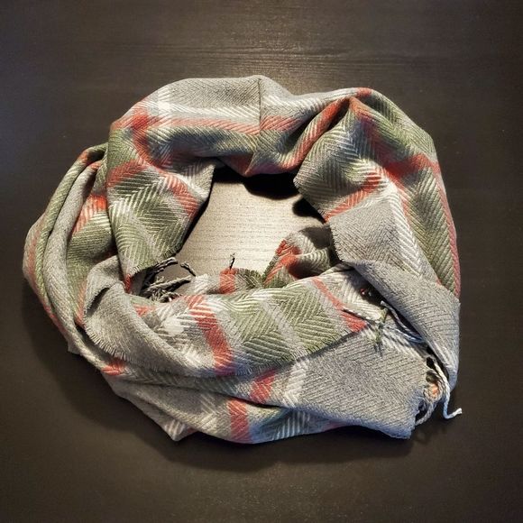 🌺 3/25 Acrylic scarf, pink and gray pattern - Picture 2 of 6